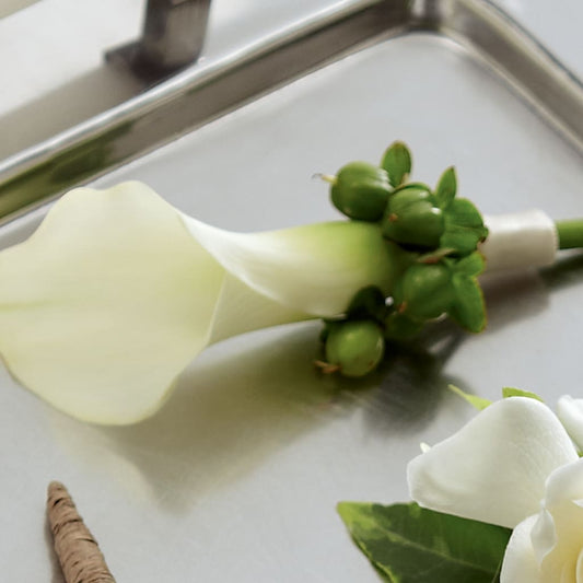 White Calla Boutonniere – ALISA'S UNIQUE DESIGNS, Spencer WV
