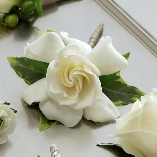 Gardenia Boutonniere – ALISA'S UNIQUE DESIGNS, Spencer WV