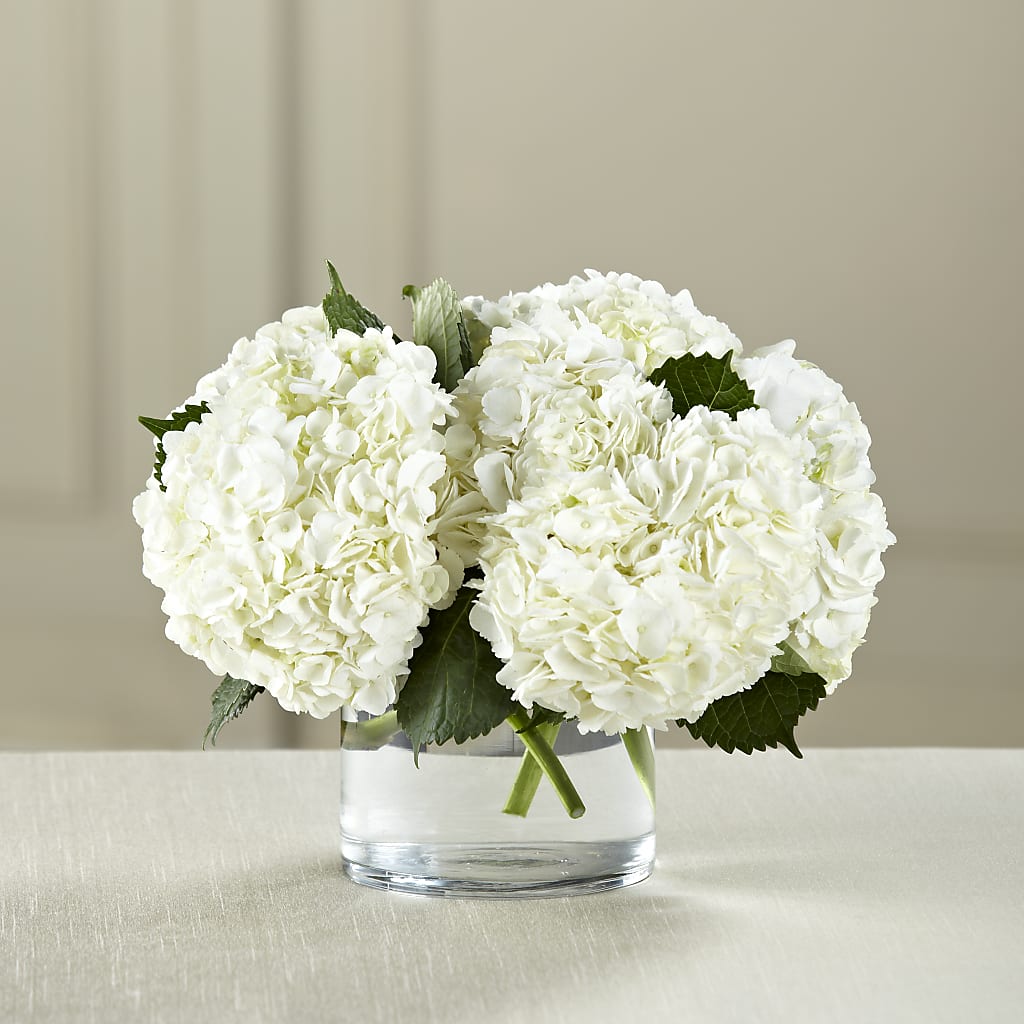 White Hydrangea Bouquet – ALISA'S UNIQUE DESIGNS, Spencer WV