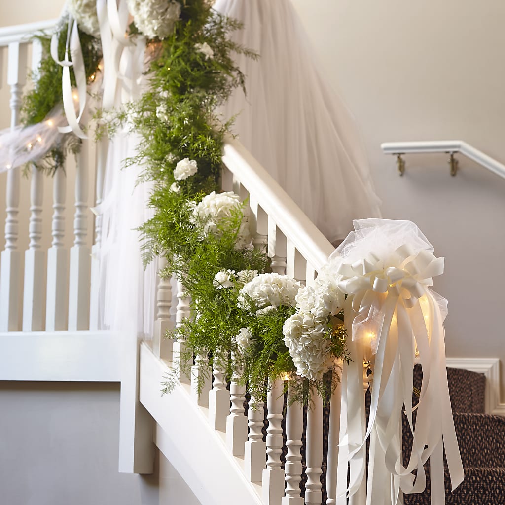 Champagne Dreams Garland – ALISA'S UNIQUE DESIGNS, Spencer WV
